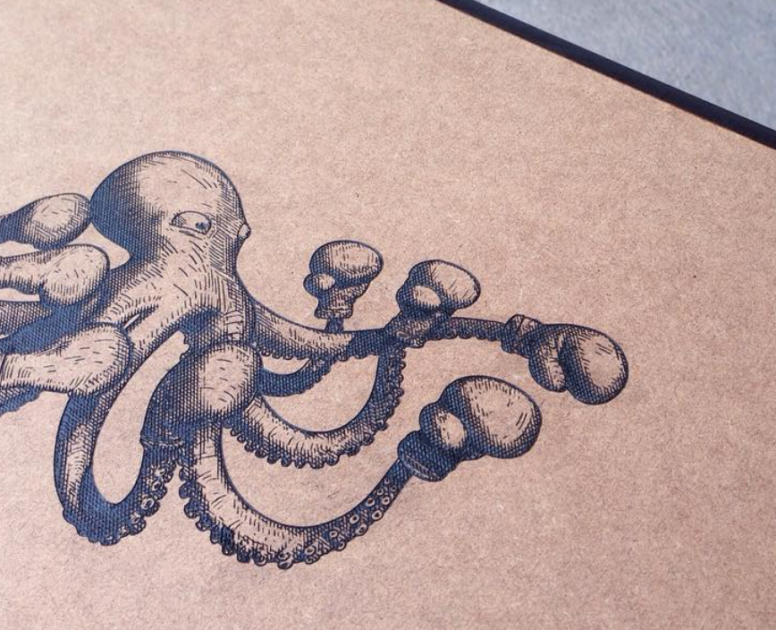 scatola in mdf con denti personalizzata tramite incisione laser