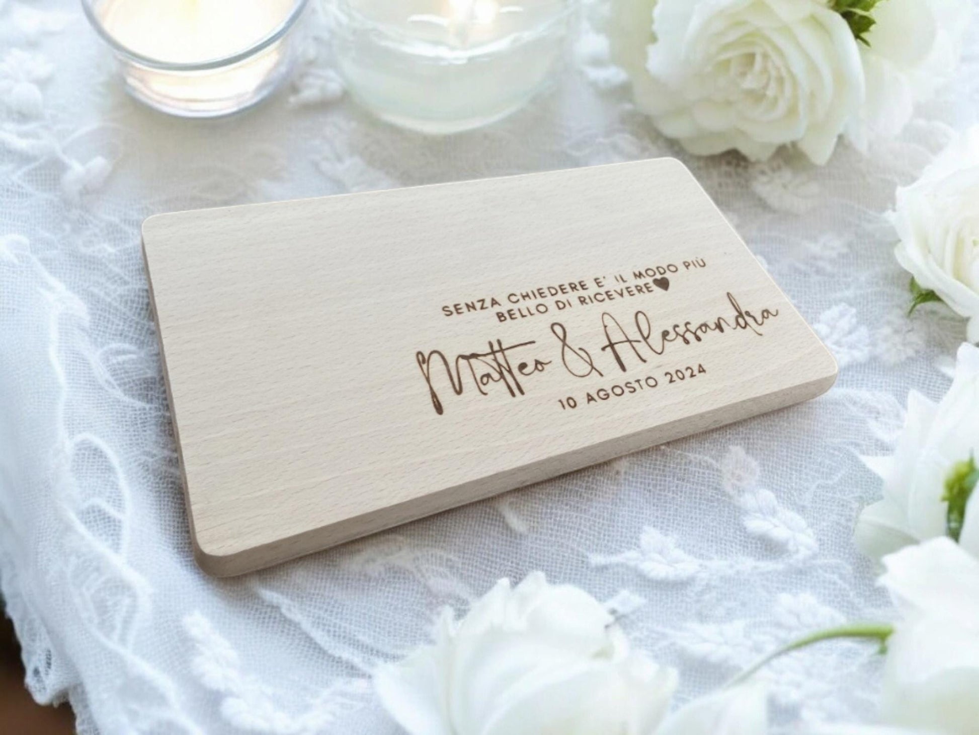 tagliere in legno ideale come bomboniera rustica o regalo idea regalo personalizzato con incisione laser