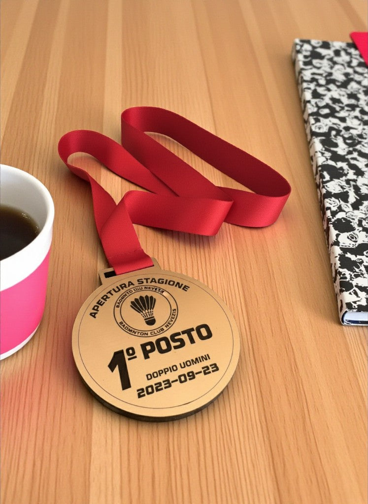 medaglia in abs effetto argento acciaio con incisione per gare competioni corse maratone