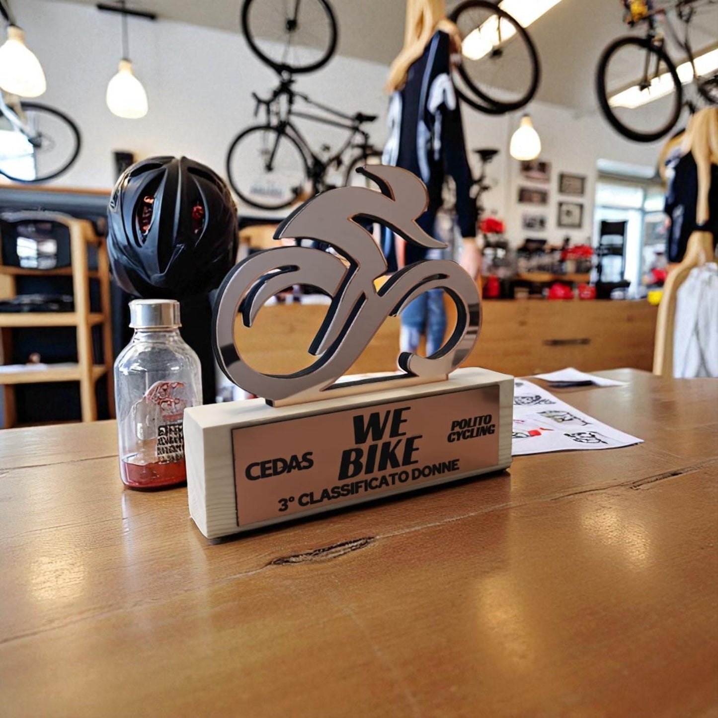 trofeo moderno ciclismo argento in pino massello, premio quadrato personalizzato abbinato a cornice flessibile in ottone, targa di riconoscimento, targa per traguardo raggiunto (Copia)