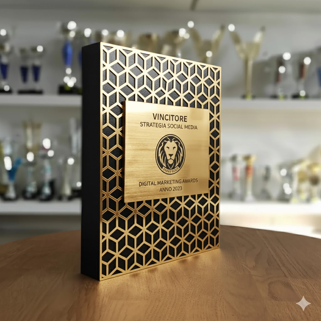 Trofeo blocco traforato bronzo abs in pino massello, premio quadrato personalizzato abbinato a cornice flessibile in ottone, targa di riconoscimento, targa per traguardo raggiunto