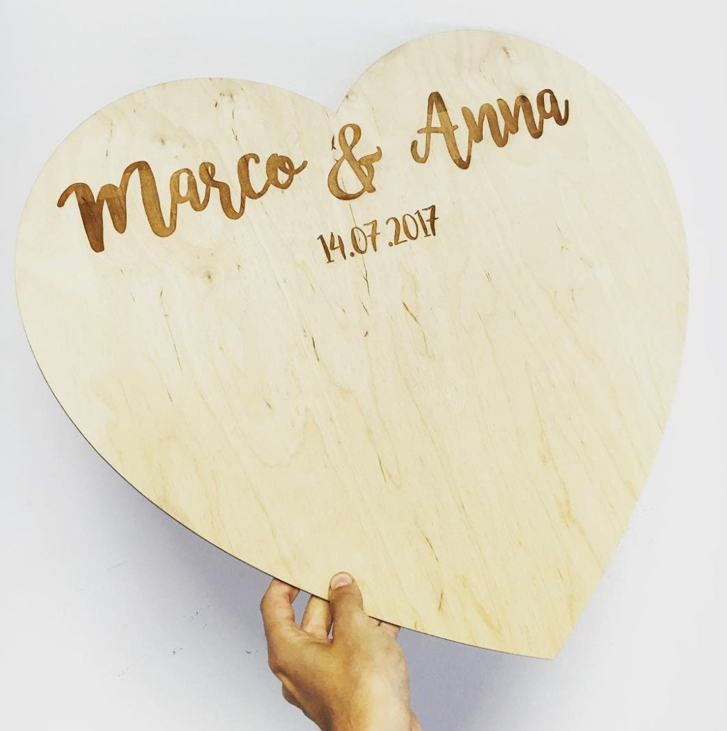 Guestbook Cuore in Legno Personalizzato con Nomi e Data – Idea Regalo Matrimonio