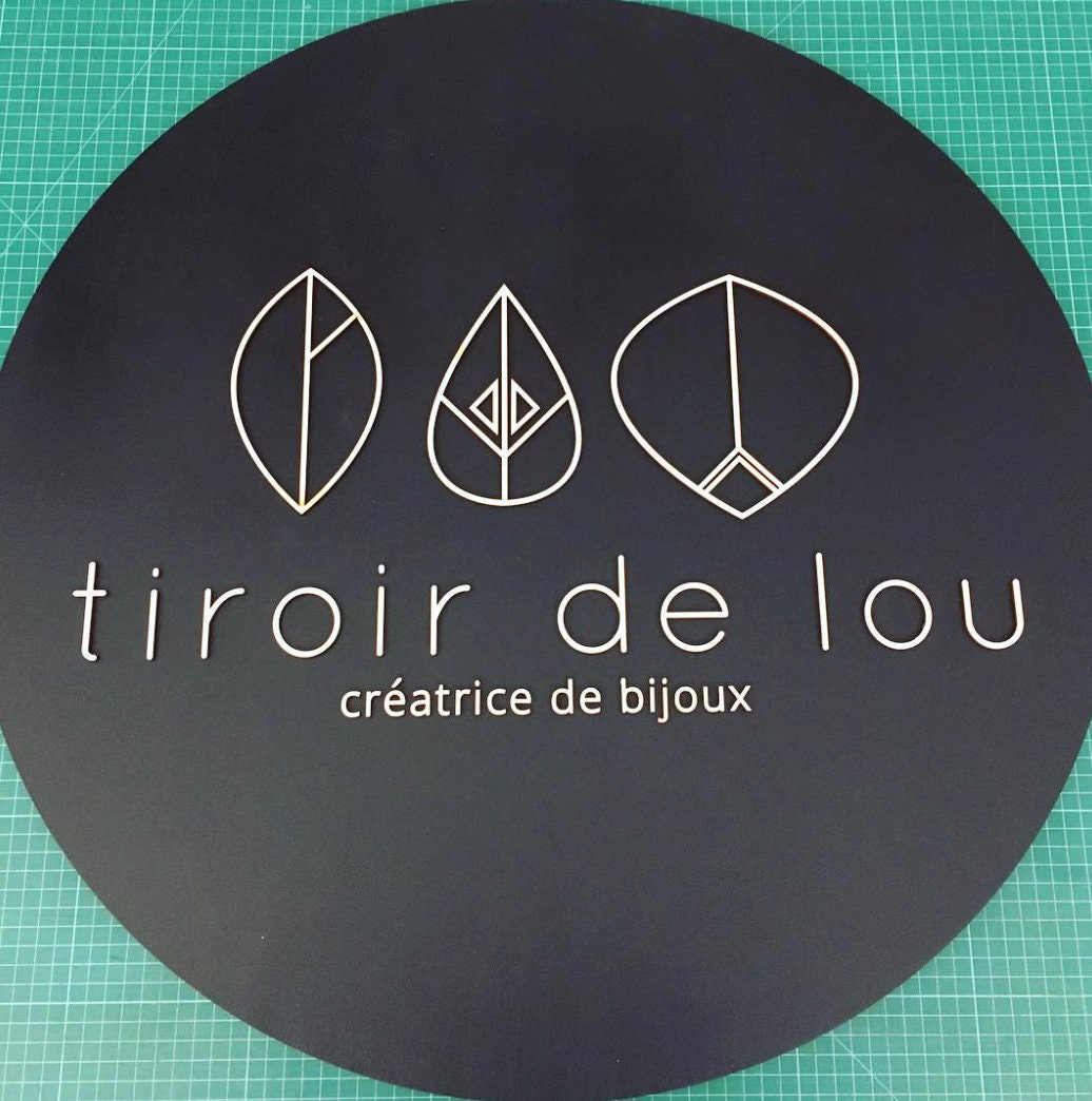 targa in legno cerchio tonda personalizzata con il tuo logo ristoranti, hotel per interni ed esterni/ colori a scelta con lettere a rilievo