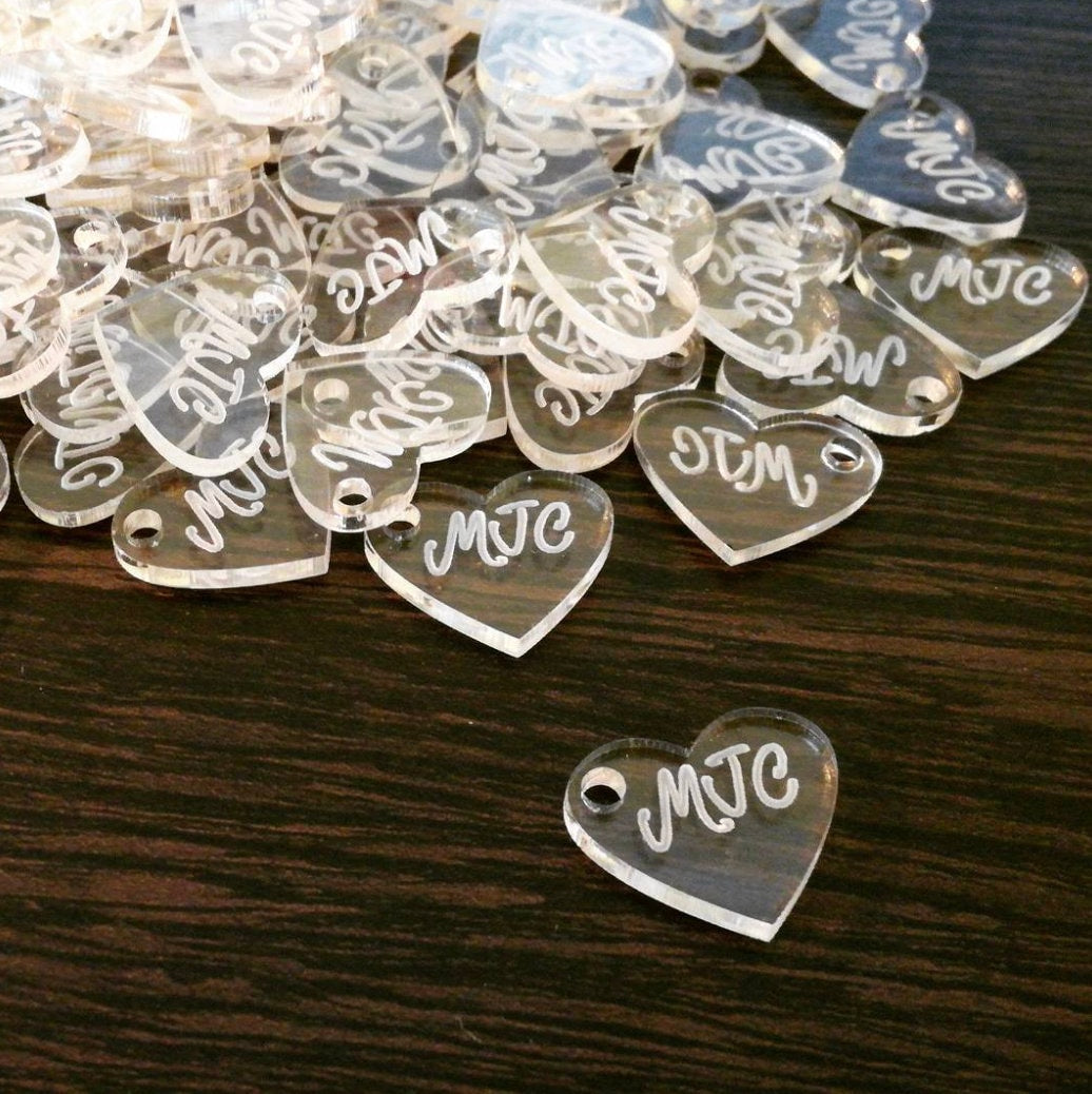 targhette in plexiglass personalizzatea forma di cuore bomboniera Battesimo / Matrimonio / Nozze / Comunione / attività