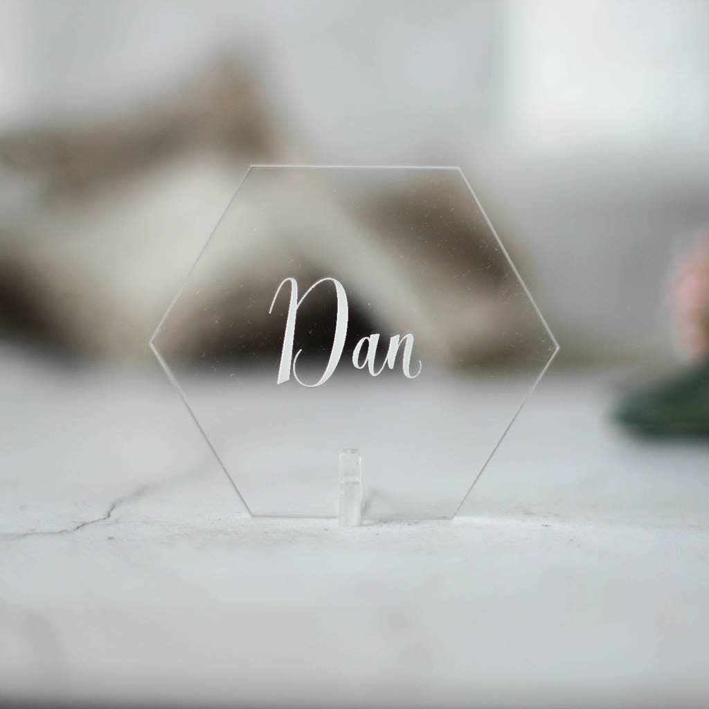 Tag / Segnaposto esagonale in plexiglass trasparente inciso laser Battesimo / Matrimonio / Nozze / Comunione