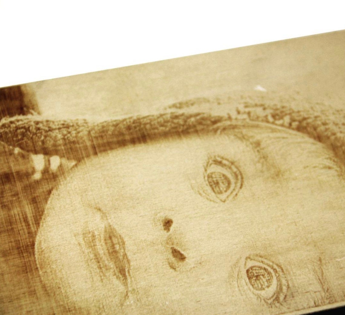 Foto incisa su legno, incisa al laser. Ritratto in legno. Foto di legno personalizzata, regali incisi, foto su legno, placca fotografica