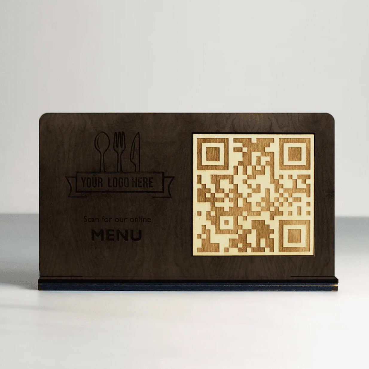 portamenu qr code Portamenu 10-50-100 pz in legno naturale, mogano, ebano personalizzati con incisione laser logo ristorante economico