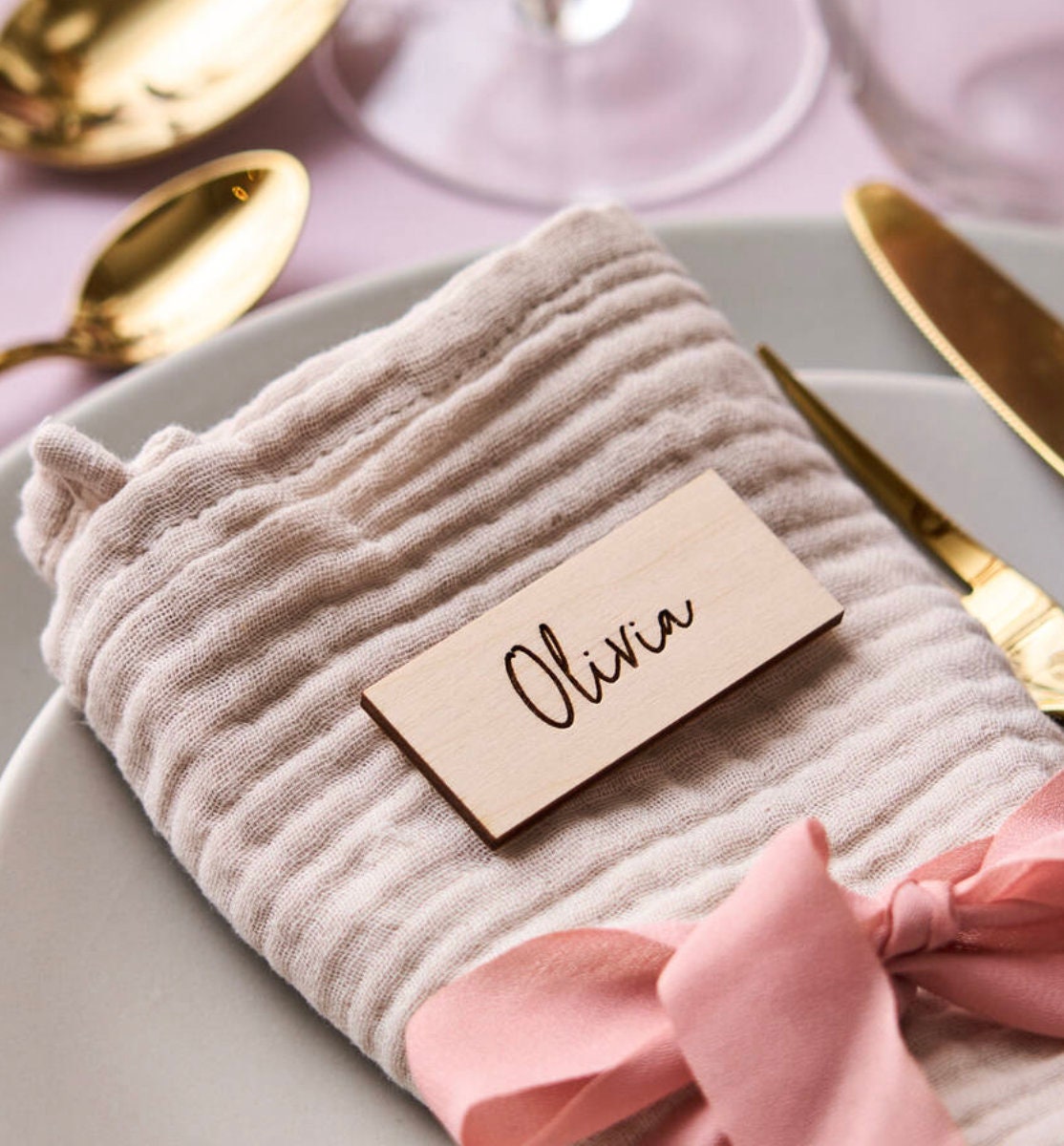 Tag / Segnaposto  in legno con scritta nome  Battesimo / Matrimonio / Nozze / Comunione rettangolari