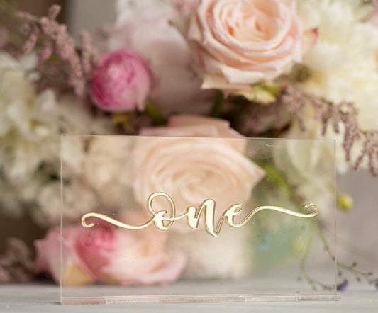 Numero dei tavoli matrimonio in forma rettangolare in plexiglas specchiato oro laser Battesimo / Matrimonio / Nozze / Comunione