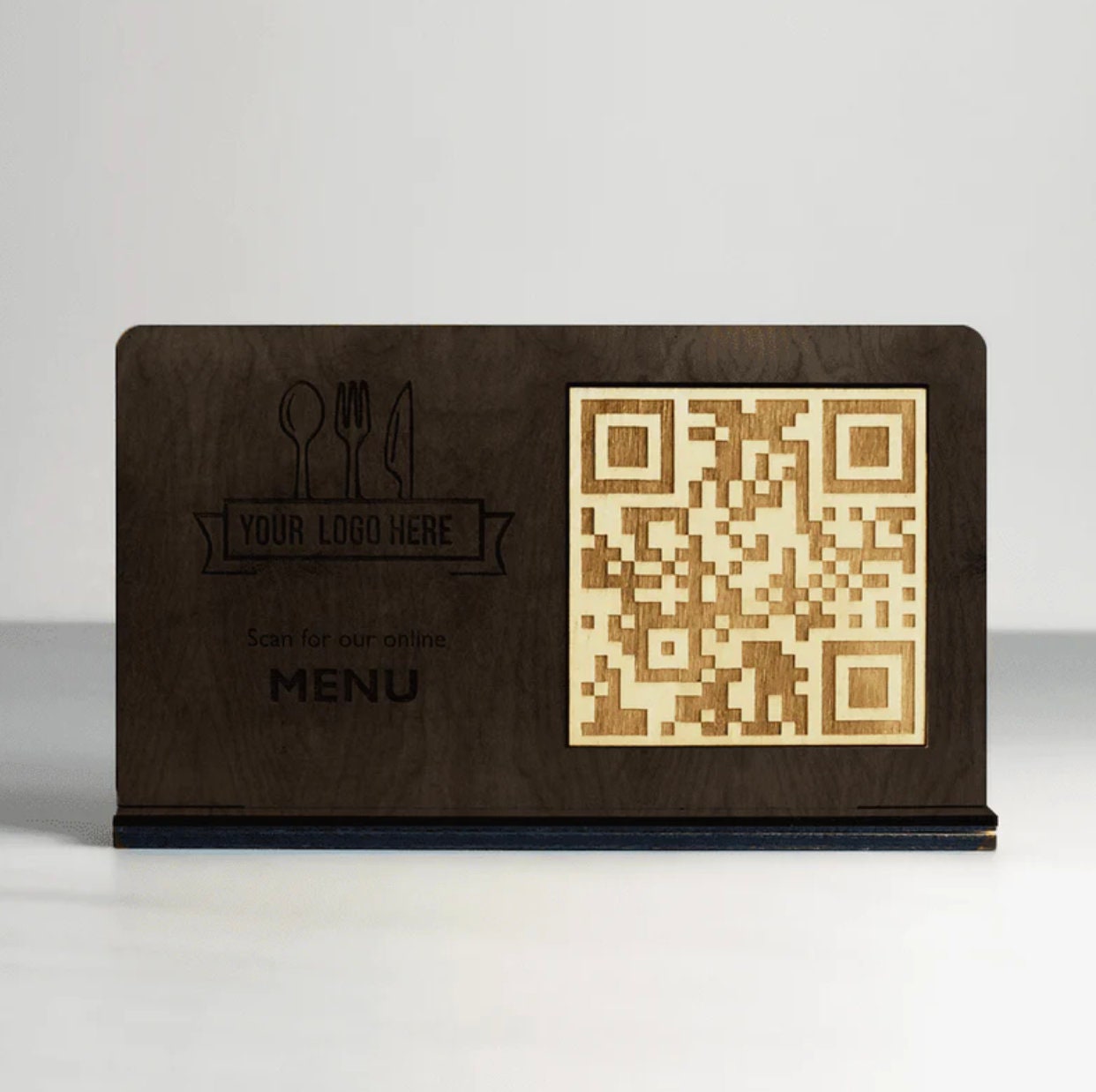 qr code da tavolo Portamenu 10-50-100 pz in legno naturale, mogano, ebano personalizzati con incisione laser logo ristorante economico