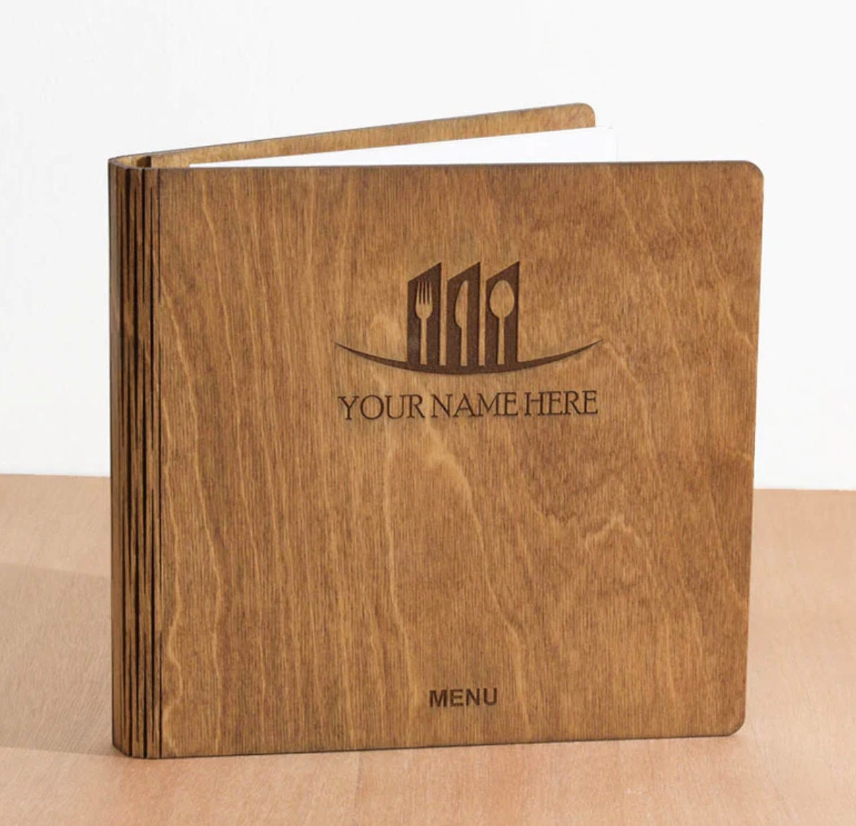 portamenu in legno fatti a mano Portamenu 1-10-50-100 pz in legno naturale, mogano, ebano personalizzati con incisione laser logo ristorante