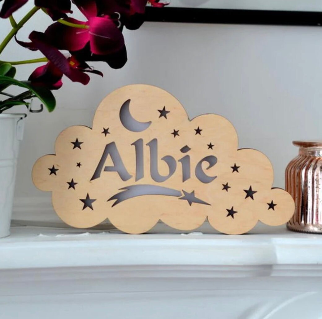 lampada nuvola nuvoletta personalizzata con stelle Nome dell'alfabeto in legno personalizzato, segno delle lettere / lampada da comodino,