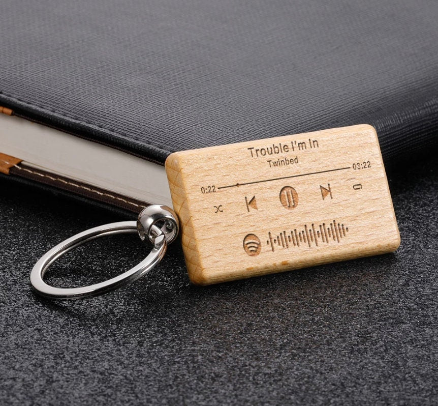 portachiavi in legno spotify personalizzato rotondo con logo aziendale, portachiavi personalizzato in legno personalizzato, portachiavi