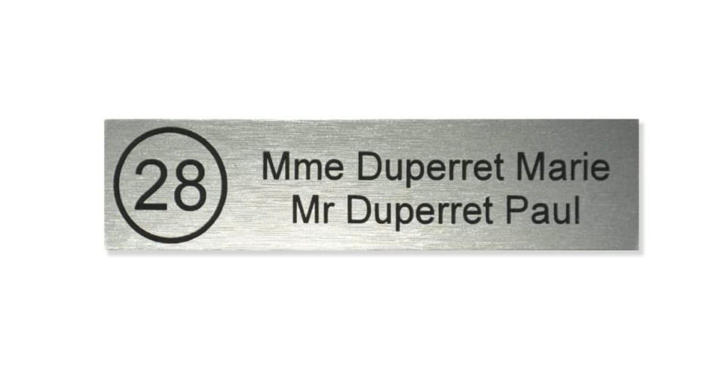 Placca per Cassetta delle Lettere con spazio per Numero Civico, Dimensioni: 9,9 x 2,4 cm