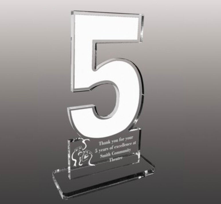 premio numero economici Mini premio acrilico inciso laser personalizzato premiazione coppa premio a forma di numero sagomato