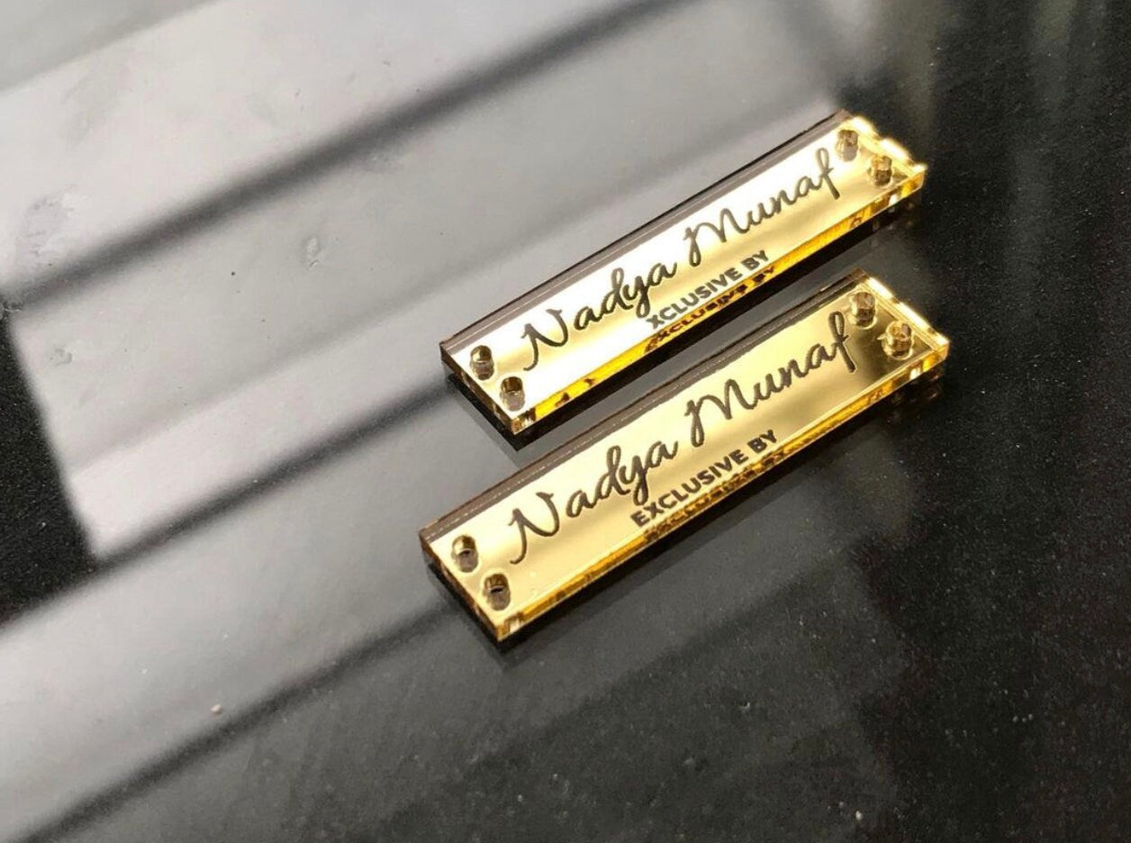 targhette in plexiglass personalizzate specchiato rettangolare oro o argento Battesimo / Matrimonio / Nozze / Comunione / attività