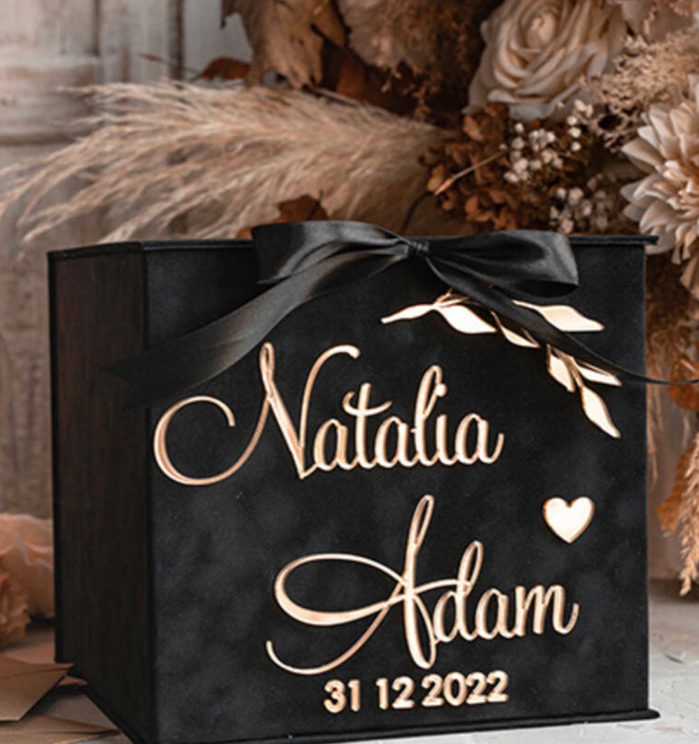 scatola per matrimoni in nero e lettere oro a rilievo per buste regali nozze matrimonio
