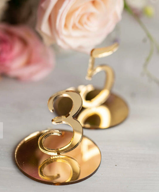 Numero dei tavoli matrimonio taglio laser e in plexiglas specchiato oro laser Battesimo / Matrimonio / Nozze / Comunione