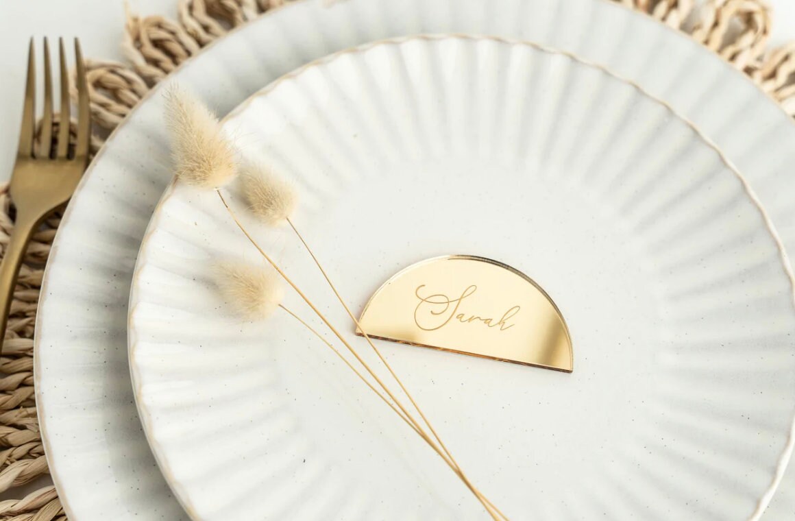 mezzaluna tag Segnaposto in plexiglass sagomato tagliato specchiato oro o argento taglio laser Battesimo / Matrimonio / Nozze / Comunione