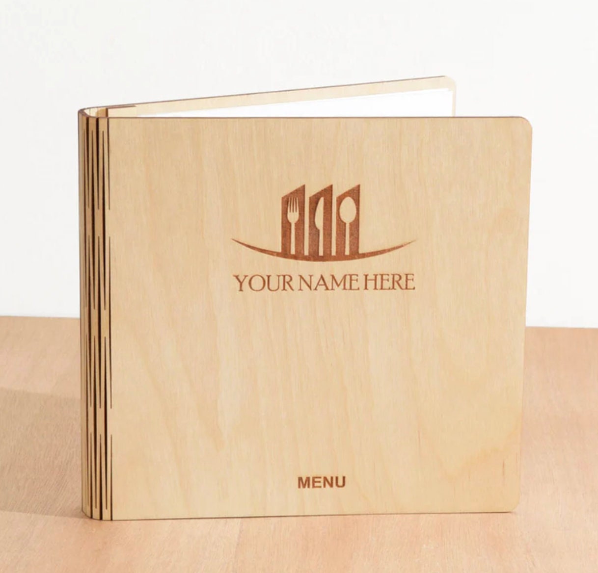 portamenu in legno fatti a mano Portamenu 1-10-50-100 pz in legno naturale, mogano, ebano personalizzati con incisione laser logo ristorante