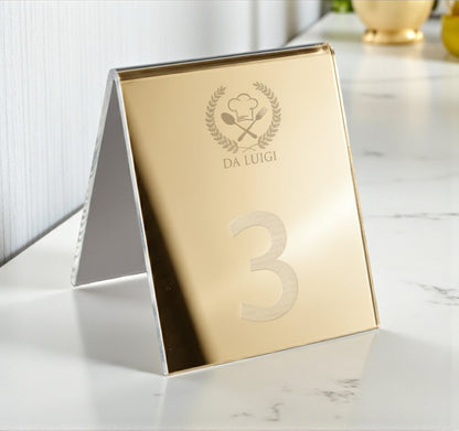 Cavalierino Segnatavolo/Menù in Plexiglass Specchiato ORO con Incisione Laser Personalizzata (Copia)