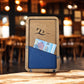 portaconto con ecopelle blu porta ricevuta Portaconto in legno personalizzato – Eleganza artigianale per la tua attività