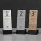 Totem con base nera 2 posto , premio quadrato personalizzato abbinato a cornice flessibile in ottone, targa moderna