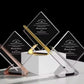 Targa celebrativa in plexiglass con finitura premio personalizzato abbinato a cornice flessibile in ottone, targa moderna