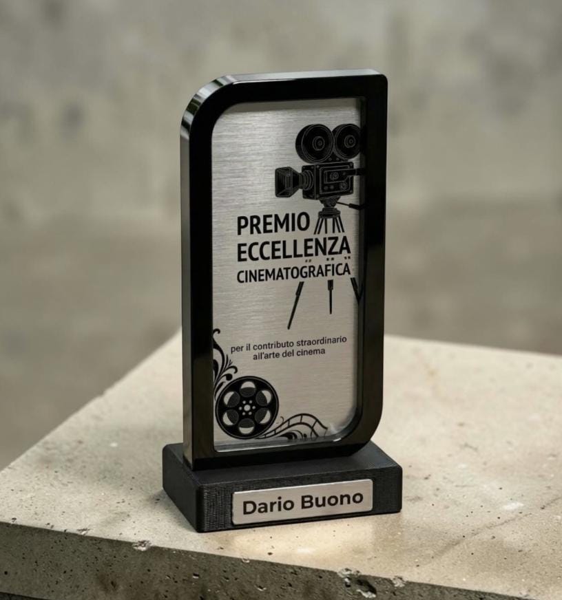 Trofeo Acrilico Personalizzato - Design Unico, Regalo Aziendale Moderno