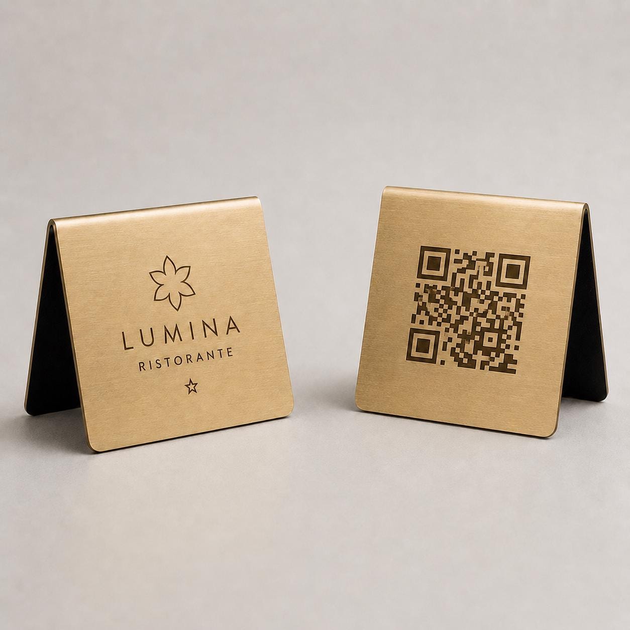 QR Code cavalierino in abs effetto acciaio ottone rame Personalizzato | Segnaposto Ristorante Elegante | Menu Digitale Menu Cavaliere qr