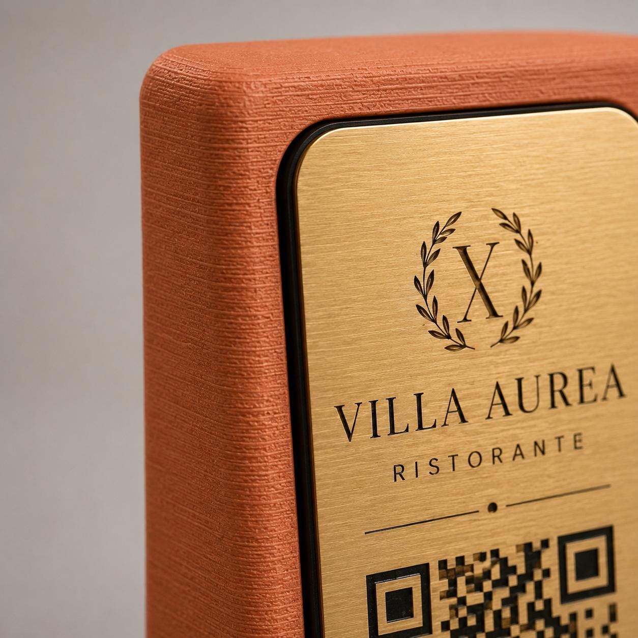 Supporto QR Code Menu Ristorante in PLA Terracotta nero | Totem da Tavolo Personalizzato con Logo e Targhetta Incisa Laser | WiFi, Menu