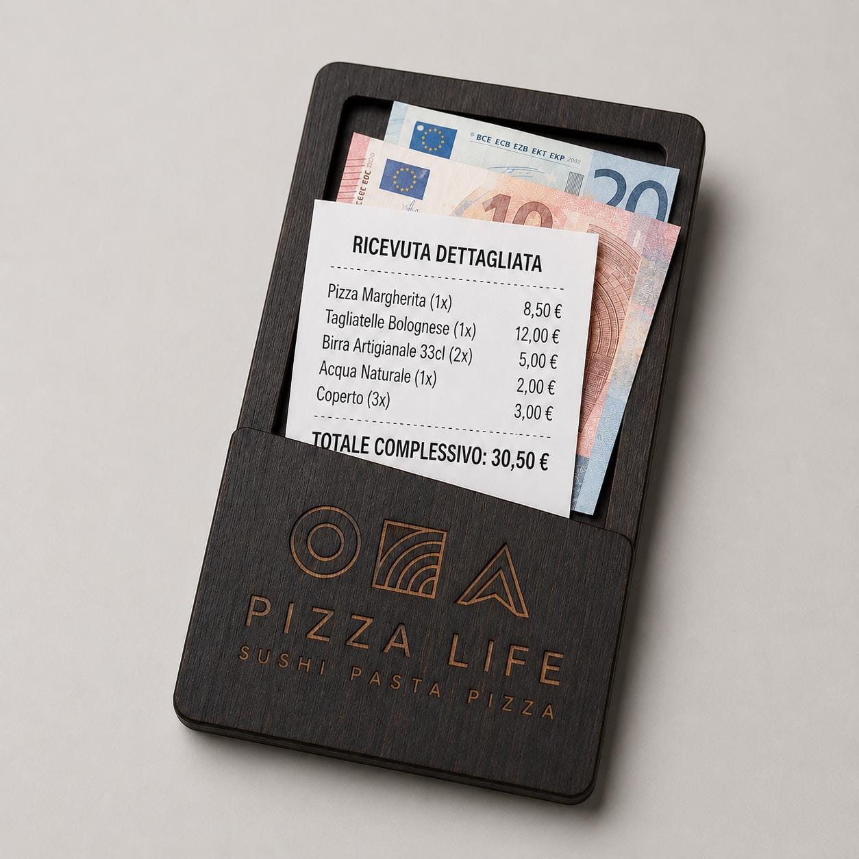 Portasoldi in legno noce con incisione logo ristorante personalizzato, segnatavolo inciso laser per menu digitale ristorante bar hotel