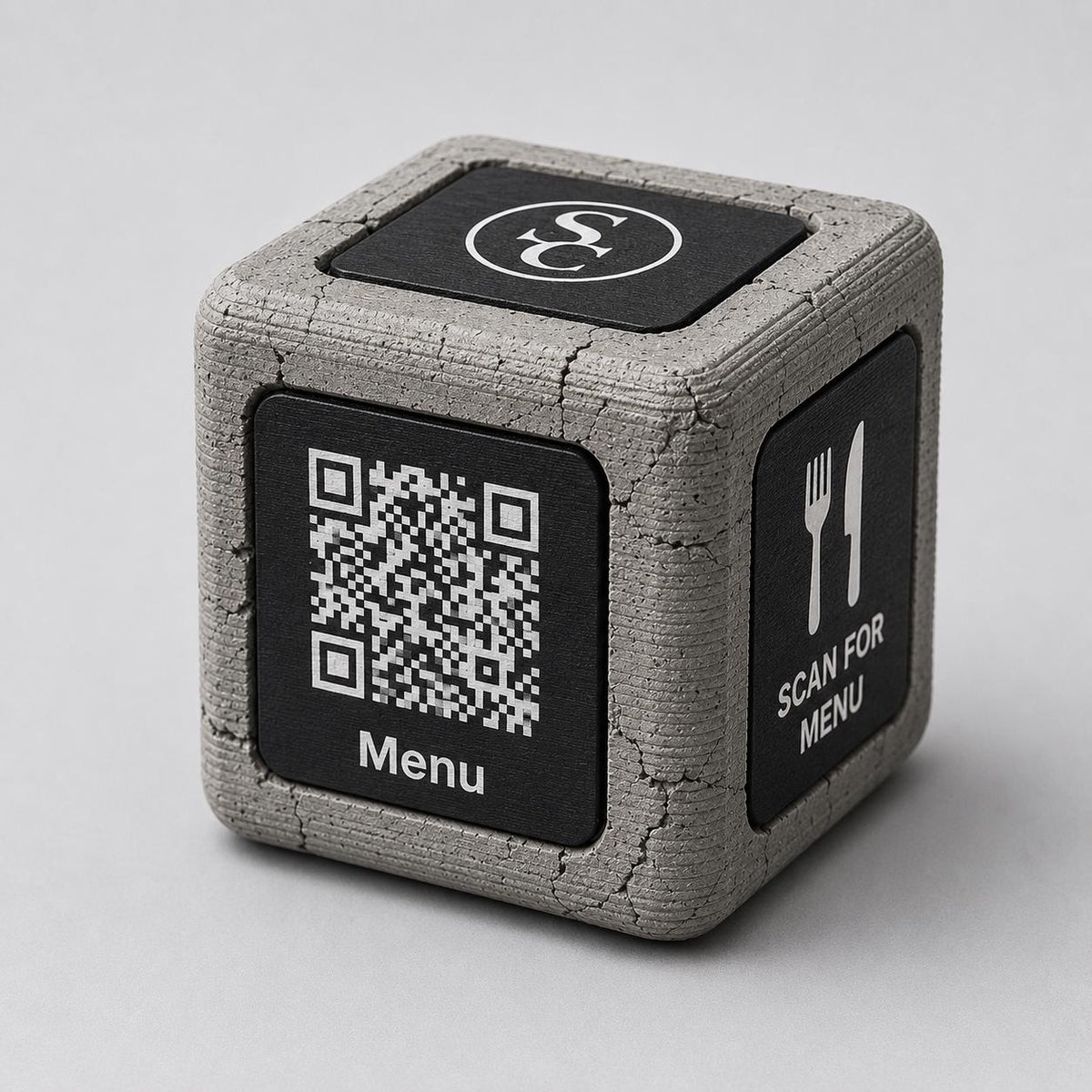 Cubo Espositore QR Code Personalizzato | Effetto cemento Menu Digitale, Social Media, Wi-Fi | Stampa 3D e Incisione Laser |