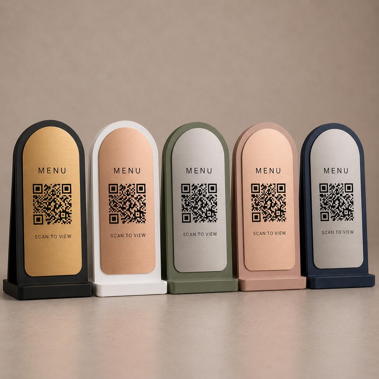 QR Code Menu azzurro Personalizzato in Plexiglass Oro e Nero | Segnaposto Ristorante Elegante | Menu Digitale per Tavolo Menu Moderno