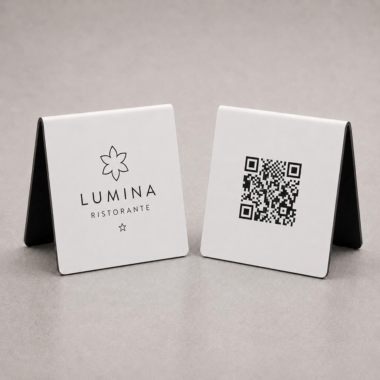 QR Code cavalierino in abs effetto bianco Personalizzato | Segnaposto Ristorante Elegante | Menu Digitale Menu Cavaliere qr