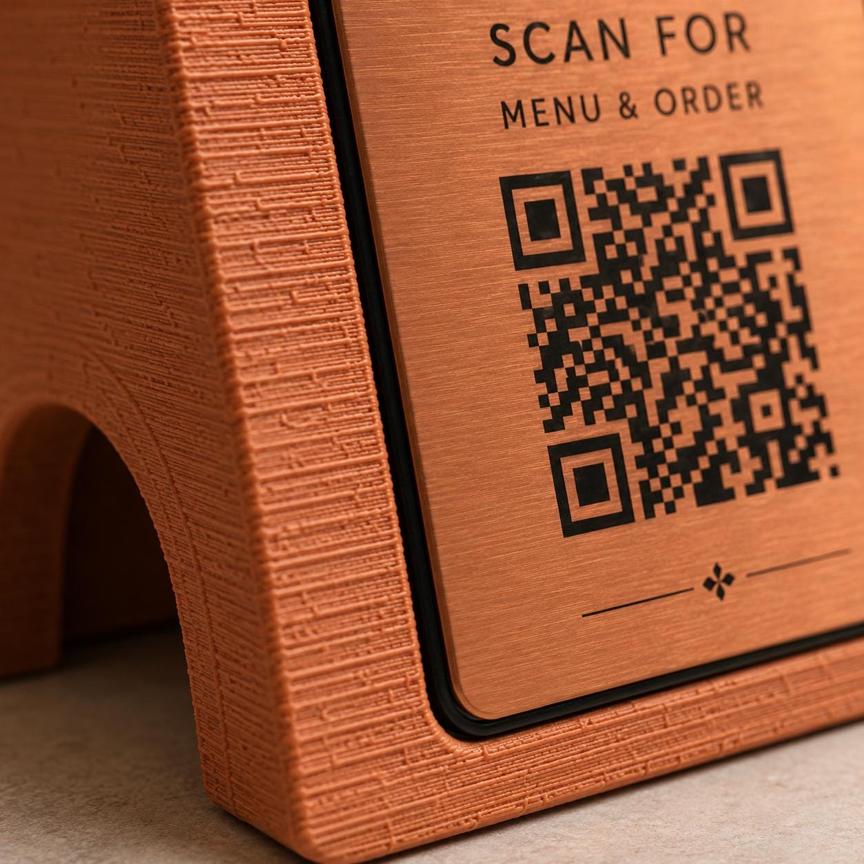 QR Code in pla effetto terracotta total black brutalist Personalizzato | Segnaposto Ristorante Elegante | Menu Digitale Menu Cavaliere