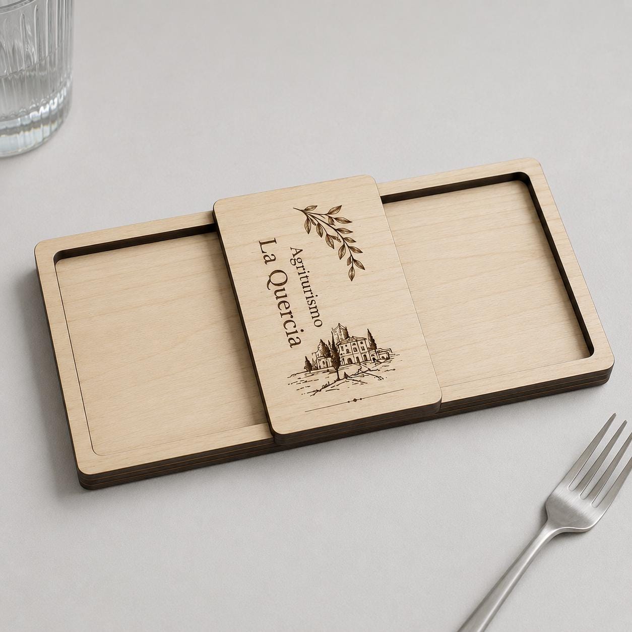 Portaricevuta in legno ebano con incisione logo ristorante personalizzato, segnatavolo inciso laser per menu digitale ristorante bar hotel