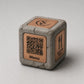 Cubo steampunk cemento e rame Espositore QR Code Personalizzato | Effetto cemento Menu Digitale, Social Media, Wi-Fi | Stampa 3D e Incisione