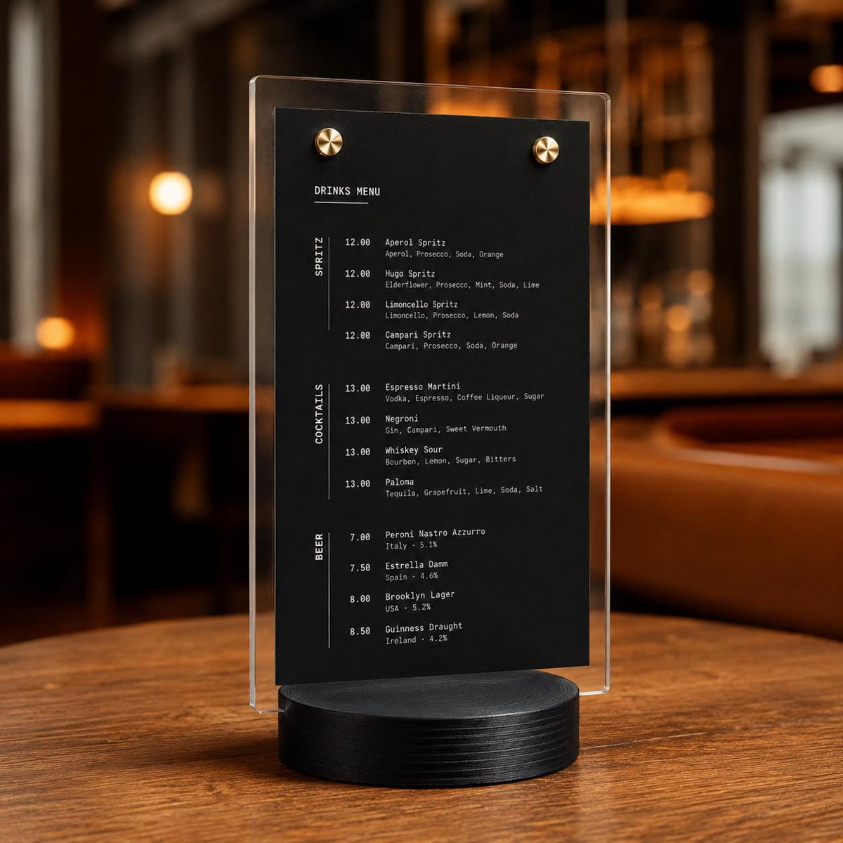 Porta Menu da Tavolo A5 – Base Stampata in 3D e Plexiglas Dai un tocco di design contemporaneo e originalità ai tavoli del tuo locale