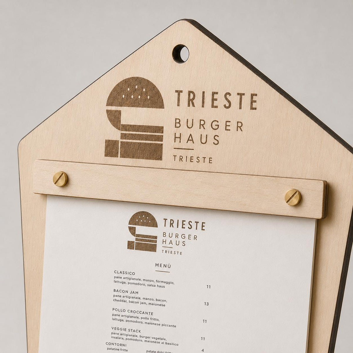 Portamenu in Legno pentagonale , Tavoletta per Ristorante mediterraneo, Clipboard Personalizzata Incisione Logo