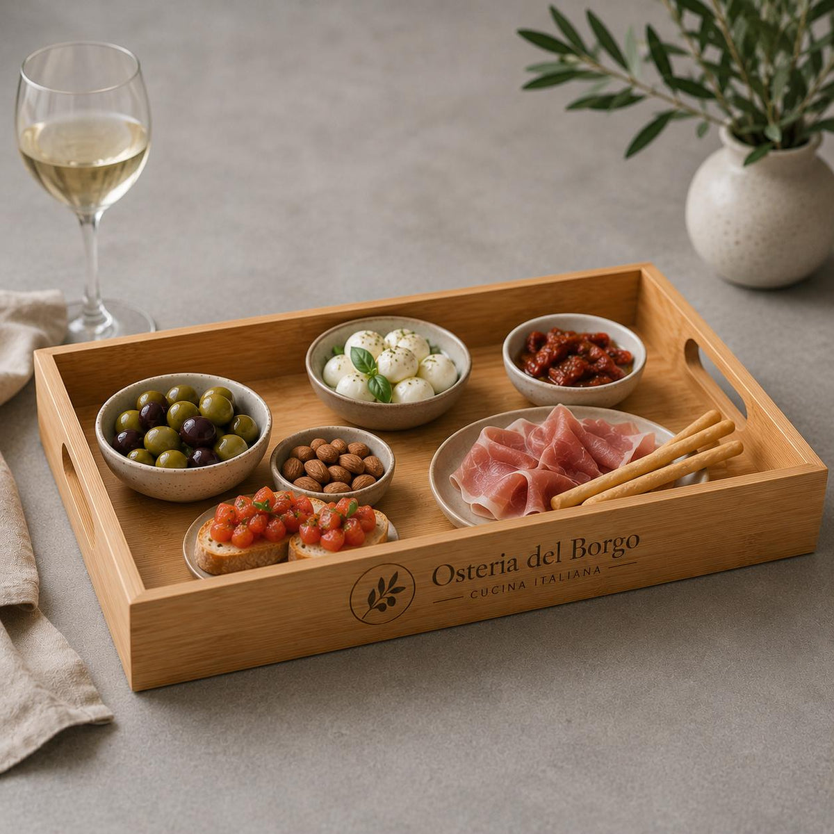 Vassoio in Legno con Maniglie 38x25 cm, Vassoio Rettangolare in Bambù per Servire Cibo, Colazione e Caffè, Vassoio da Portata Robusto