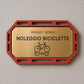 Targa Noleggio Biciclette Personalizzata Linea Pedale | Segnaletica Bike Rental Hotel in Rowmark e PLA 3D | Pezzo Singolo