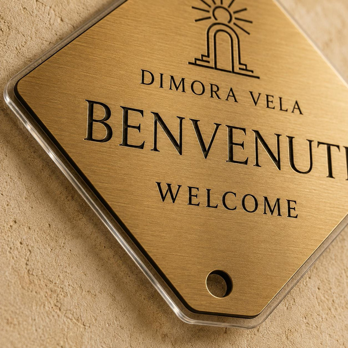 Targa a Losanga Benvenuti Personalizzata | Plexiglas Trasparente e Rowmark ABS | 4 Fori Ø10 mm | Pezzo Singolo