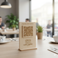 qr code cavalierino in legno con incisione personalizzata logo per ristorante bar pub locale rustico (Copia)