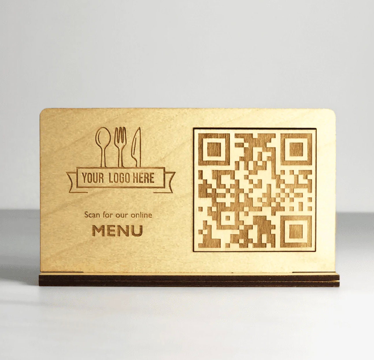 portamenu qr code Portamenu 10-50-100 pz in legno naturale, mogano, ebano personalizzati con incisione laser logo ristorante economico