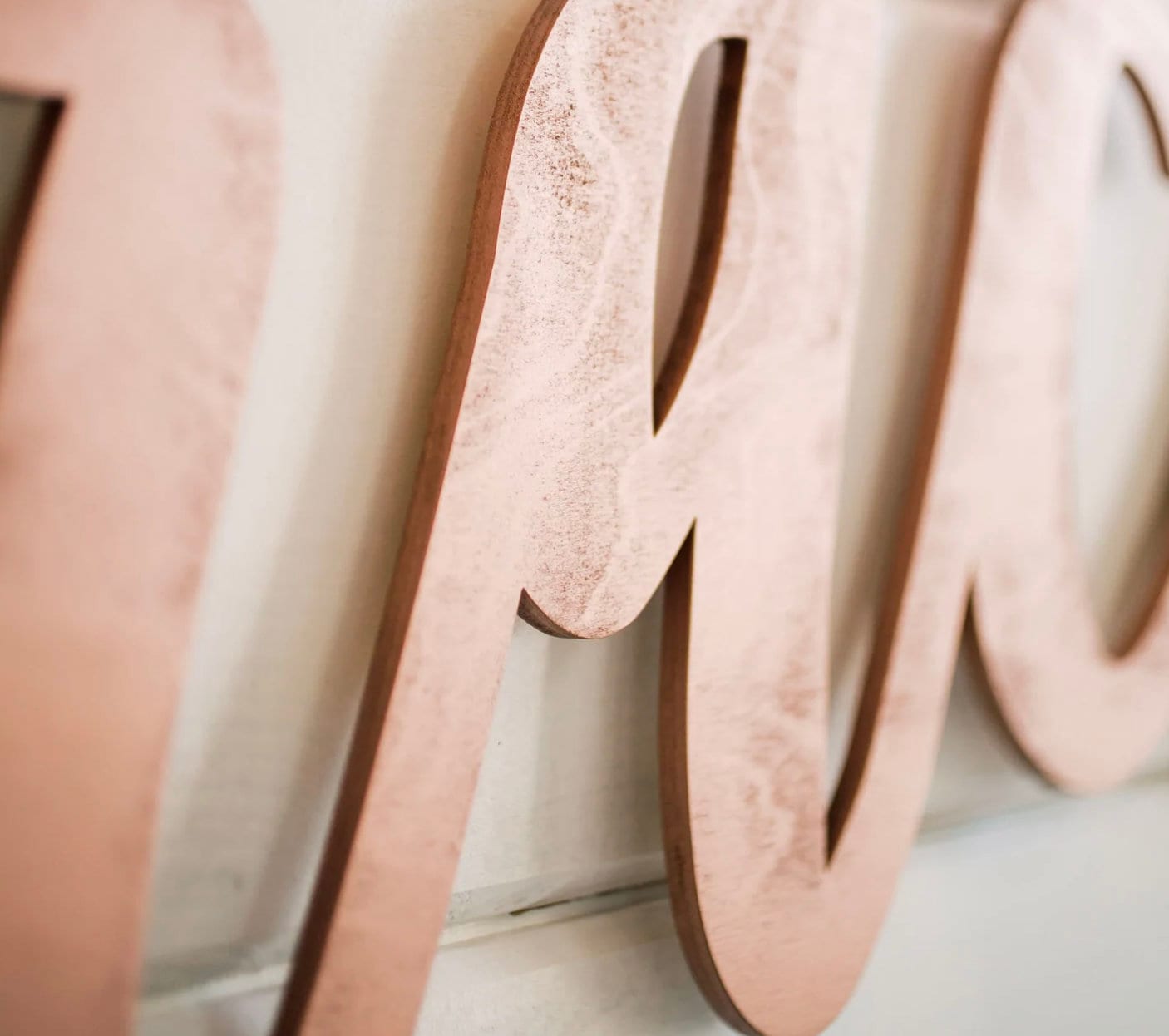 Tag In Legno Personalizzati Con Nome, Data E Cuore - Idea Decorazione Bomboniere Per Battesimo Tag In Legno Personalizzati Con Nome, Data E Cuore - Idea Decorazione Bomboniere Per Battesimo