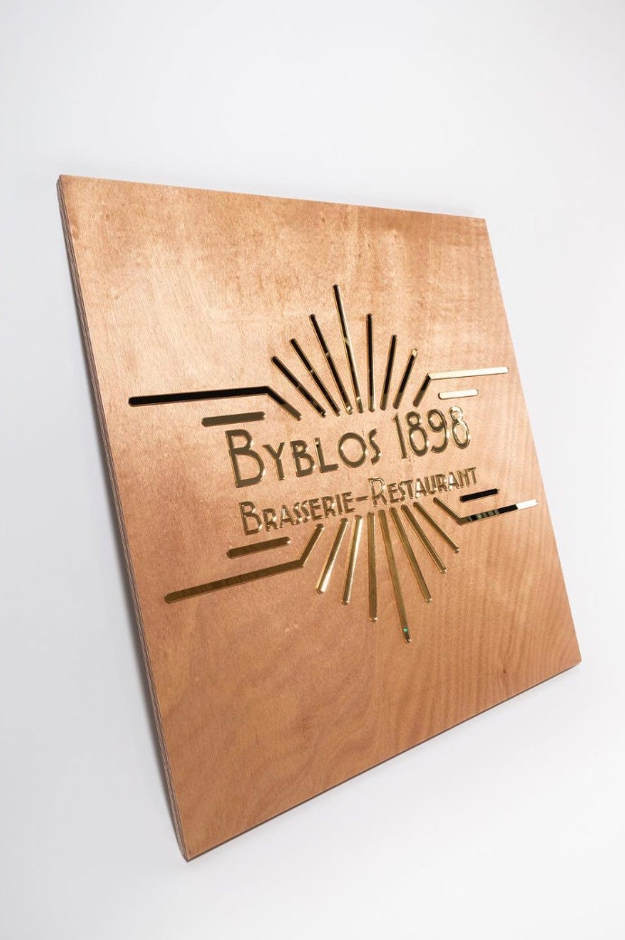 insegna in legno personalizzata con plexiglas oro il tuo logo per aziende, ristoranti, hotel per interni ed esterni/ con lettere a rilievo