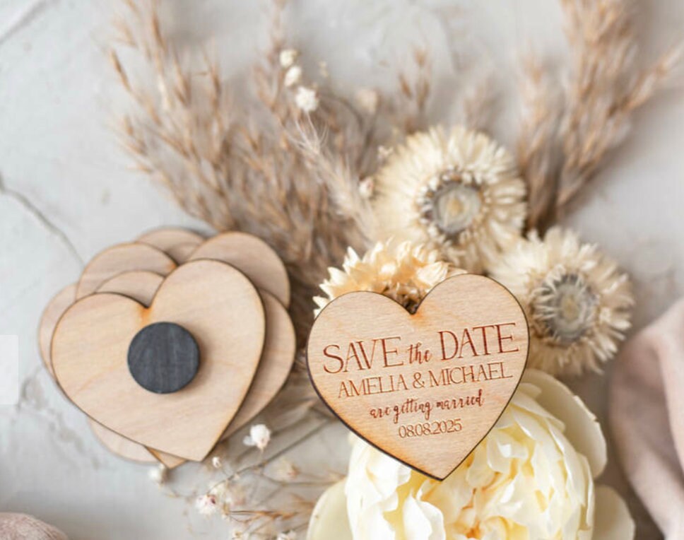 Bomboniera legno cuore plexiglas magnete personalizzato inciso magnete save the date bomboniera personalizzata in legno matrimonio nozze